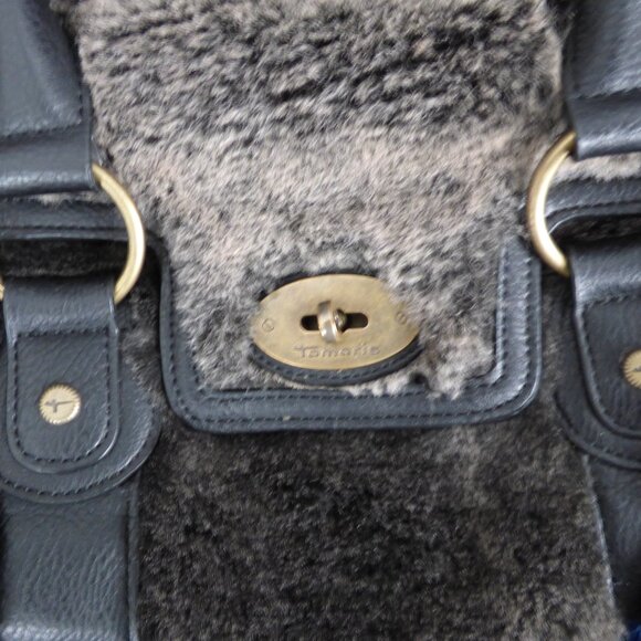 TAMARIS GOTH FAUX FUR LARGE HANDBAG WITH COMPARTMENTS AND TARTAN CHECK LINING - Picture 10 of 13